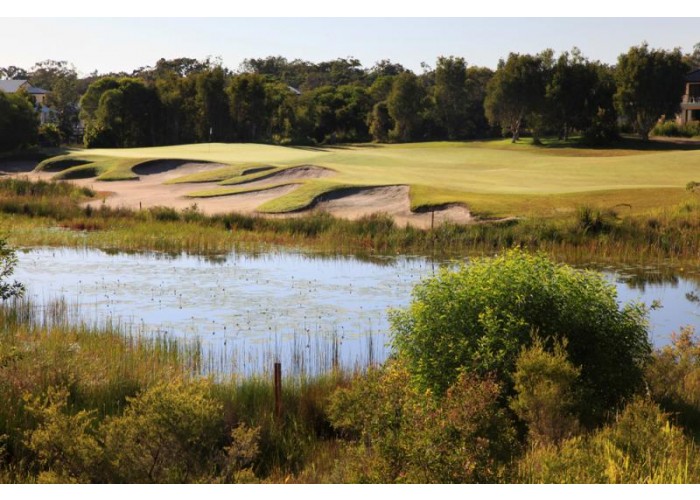 Pelican Waters